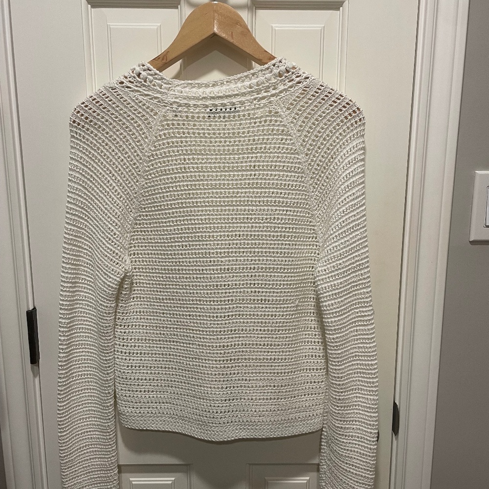White knit lightweight sweater